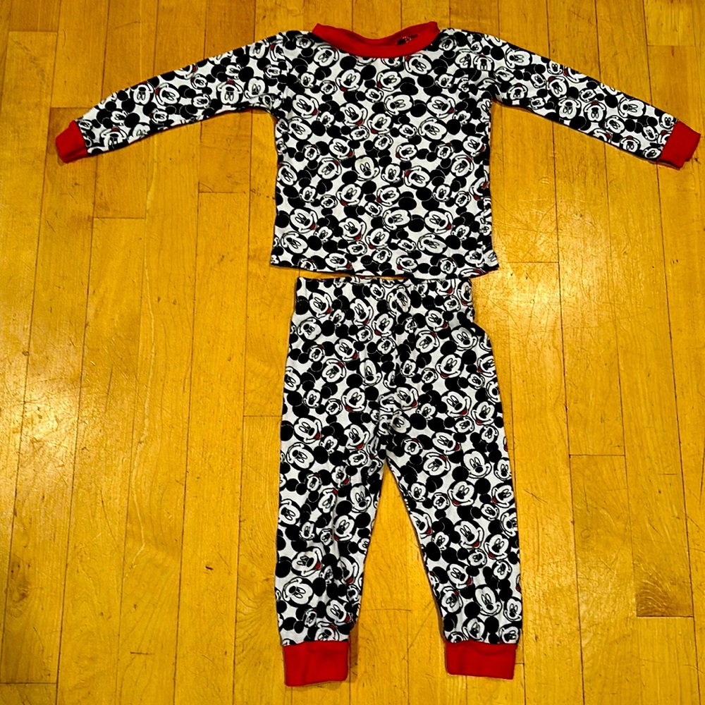 Mickey Mouse Pajama Set. Boys 2T. Excellent condition